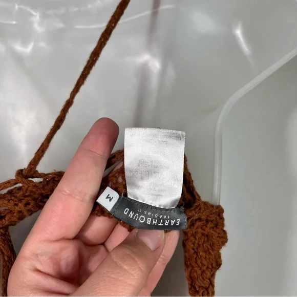 Earthbound Trading Burnt Orange Crochet Knit Cropped Halter Lace Back Tank Top M - Picture 4 of 4